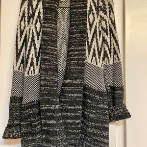 Lucky Brand Sweater size medium